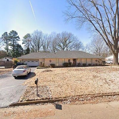 3801 Clubview Dr, Memphis, TN 38125