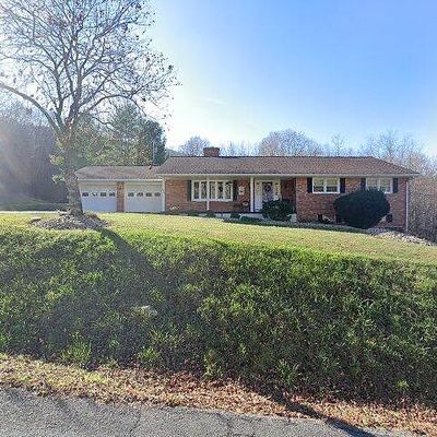 3809 Upper Rich Patch Dr, Covington, VA 24426