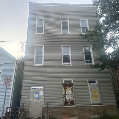 323 S 7 Th St, Newark, NJ 07103