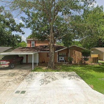 325 Eldridge Dr, Beaumont, TX 77707