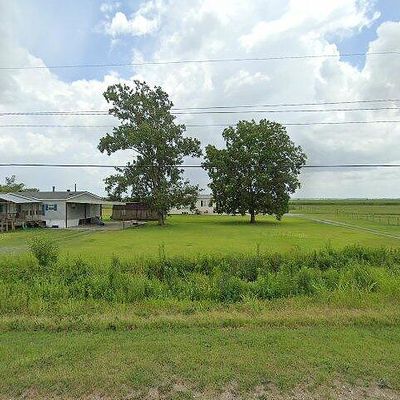 33325 Highway 943 N, Donaldsonville, LA 70346