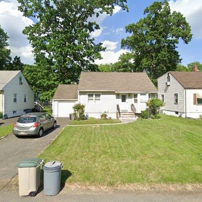 334 Oakwood Ave, Kenilworth, NJ 07033