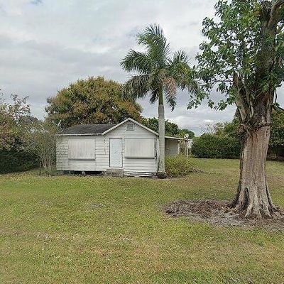 337 E Obispo Ave, Clewiston, FL 33440