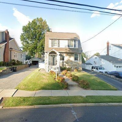 339 Roosevelt Ave, Hasbrouck Heights, NJ 07604