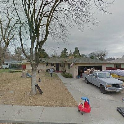 340 Byron Ct, Lemoore, CA 93245