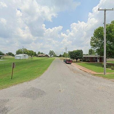 413 E Oliver St, Sterling, OK 73567