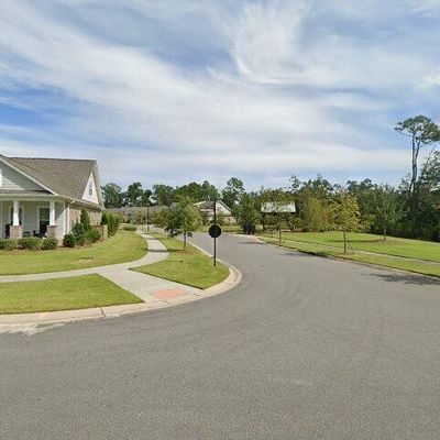 4249 Moorland Ln, Wilmington, NC 28409