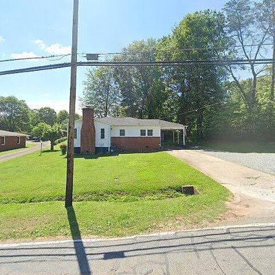 433 S Church St, Forest City, NC 28043