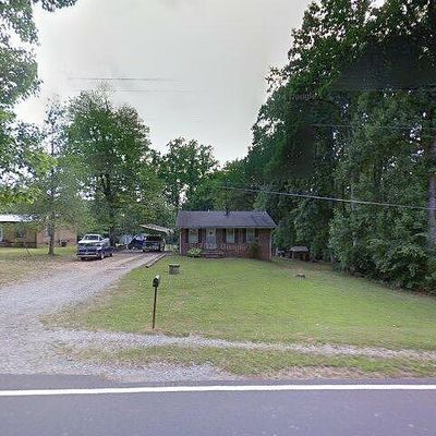 437 Woodsdale Rd, Roxboro, NC 27573