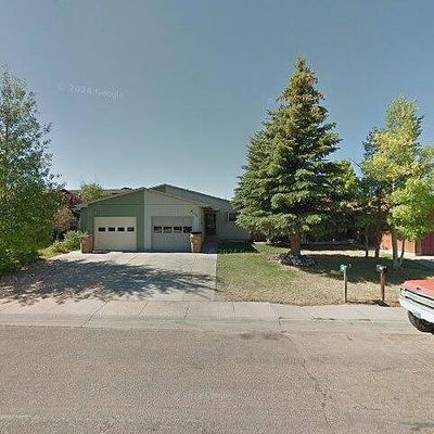 4412 Comanche Dr, Laramie, WY 82072