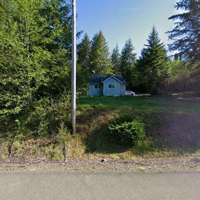 446 Ocean Beach Rd, Hoquiam, WA 98550