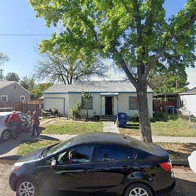 4530 E Mckenzie Ave, Fresno, CA 93702