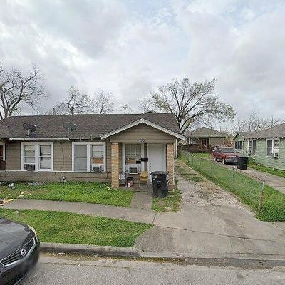 3922 Farmer St, Houston, TX 77020