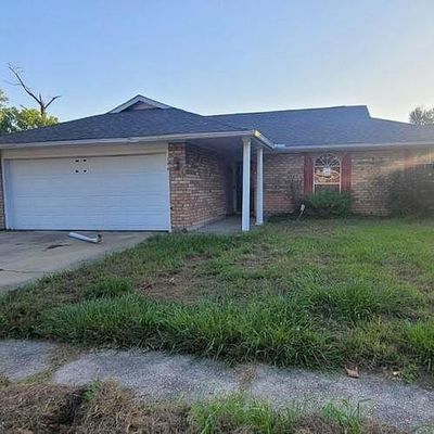 396 Fairway Dr, La Place, LA 70068