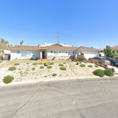 3962 La Hacienda Dr, San Bernardino, CA 92404