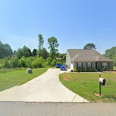 4102 Emmas Way, East Bend, NC 27018