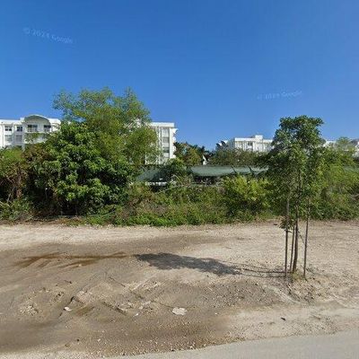 498 Nw 165 Th Street Rd #D607, Miami, FL 33169