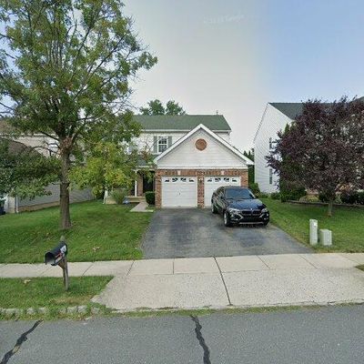 507 Madison Dr, Stewartsville, NJ 08886