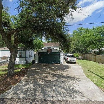 5135 Avenue L, Santa Fe, TX 77510