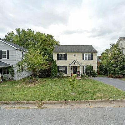 521 Locust Ave, Waynesboro, VA 22980