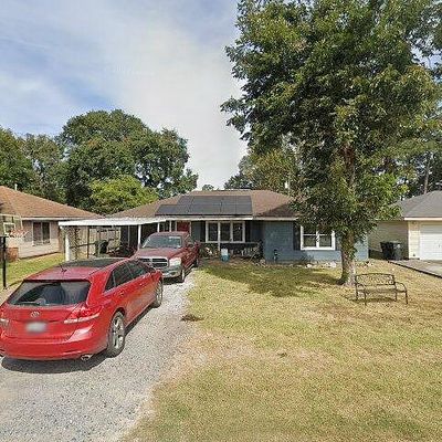 5248 Grant Ave, Groves, TX 77619