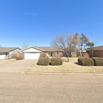 529 Overland Trl, Fritch, TX 79036