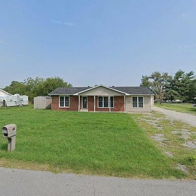 47 Harlene Dr, Sikeston, MO 63801