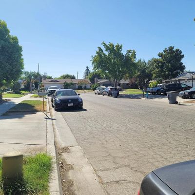 4720 W Donner Ave, Fresno, CA 93722