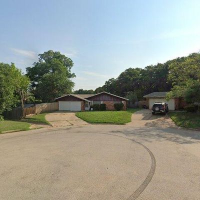 4745 Shady Hill Dr, Forest Hill, TX 76119