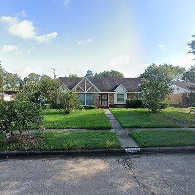 5926 Warm Springs Rd, Houston, TX 77035