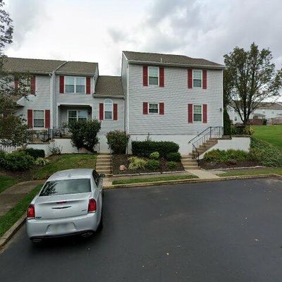 600 Stratford Ct, Lansdale, PA 19446