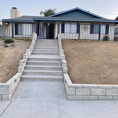 607 Sunset Ln, Taft, CA 93268