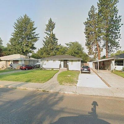 6117 N Cedar St, Spokane, WA 99205