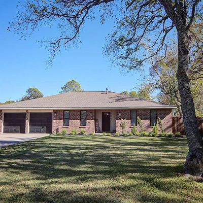 620 Tarpey Rd, Texas City, TX 77591