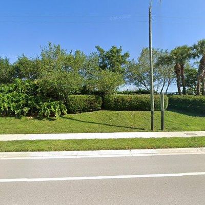 6929 Watertown Dr, Boynton Beach, FL 33437