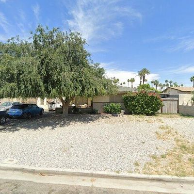 69894 Papaya Ln, Cathedral City, CA 92234