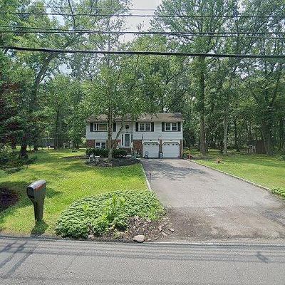 7 Bunker Hill Rd, Lawrence Township, NJ 08648