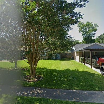 7 Westwood St, Dayton, TX 77535