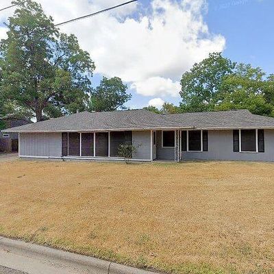 701 Banks Ave, Bryan, TX 77803