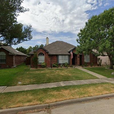 701 Teakwood Dr, Flower Mound, TX 75028