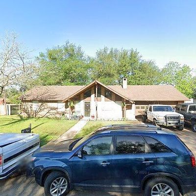 705 N Sherwood Dr, Overton, TX 75684