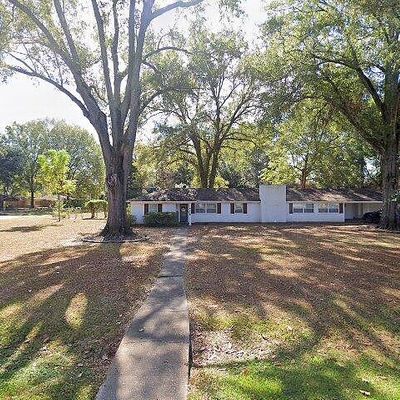 716 Lakeshore Dr, Monroe, LA 71203