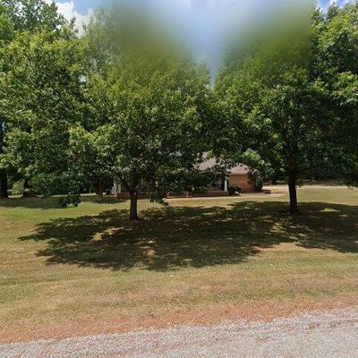 716 Peyton Rd, Holly Springs, MS 38635