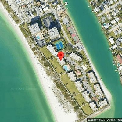 7532 Bayshore Dr #205, Treasure Island, FL 33706