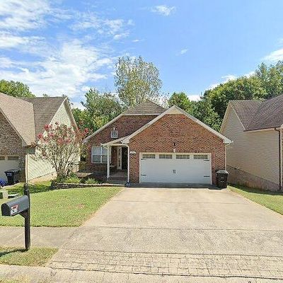 636 Hidden Valley Dr, Clarksville, TN 37040