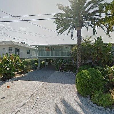 641 9 Th St, Key Colony Beach, FL 33051