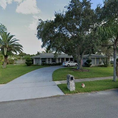 653 Roberts Ln Ne, Palm Bay, FL 32905