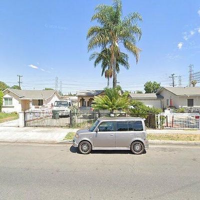 6646 Ira Ave, Bell Gardens, CA 90201