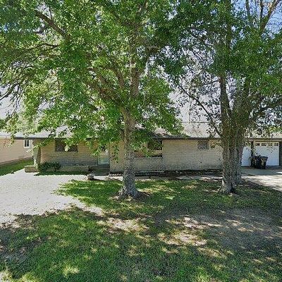 665 Cactus St, Bridge City, TX 77611