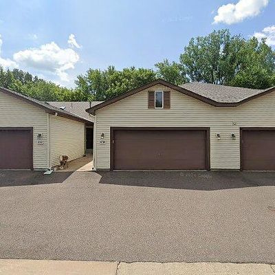 6738 Gretchen Ln N, Saint Paul, MN 55128